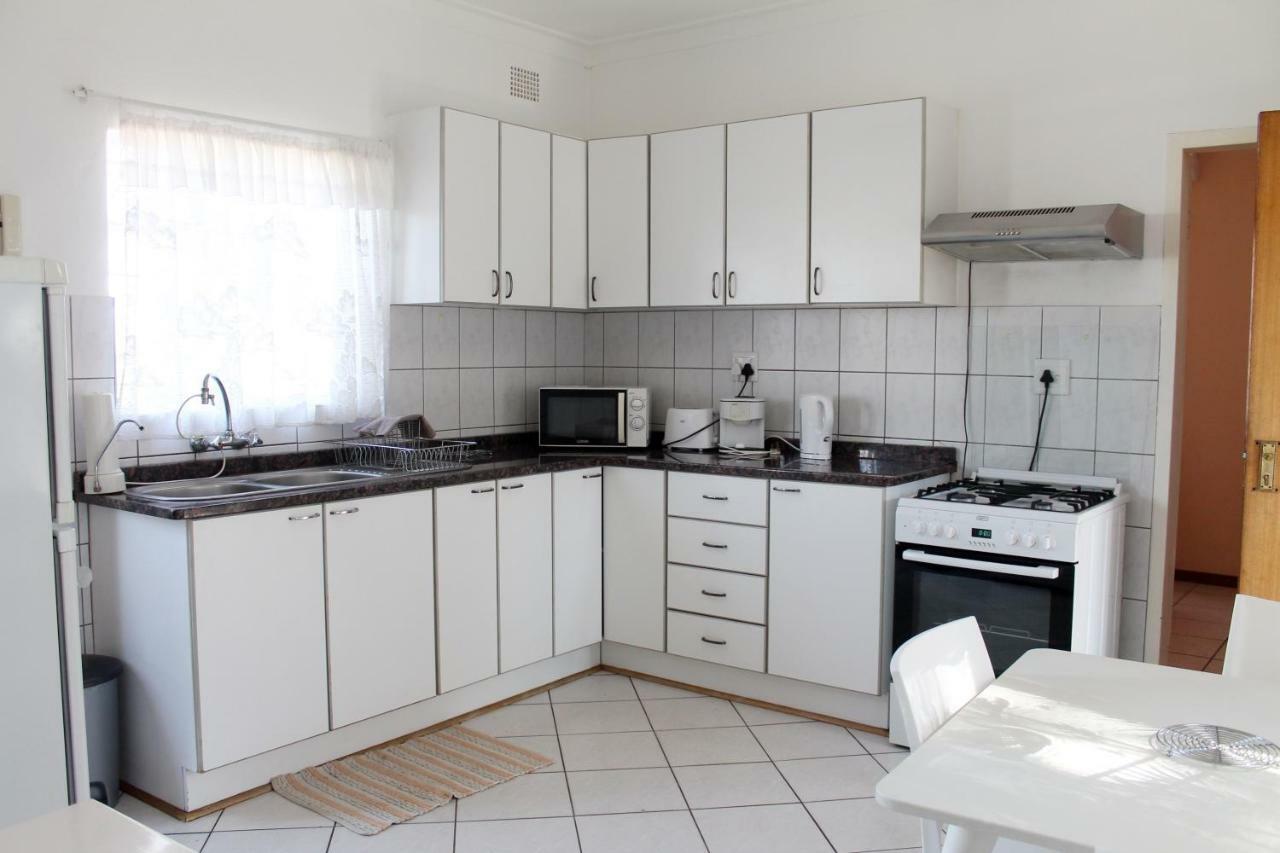 Xenia Bed & Breakfast Windhoek Eksteriør bilde