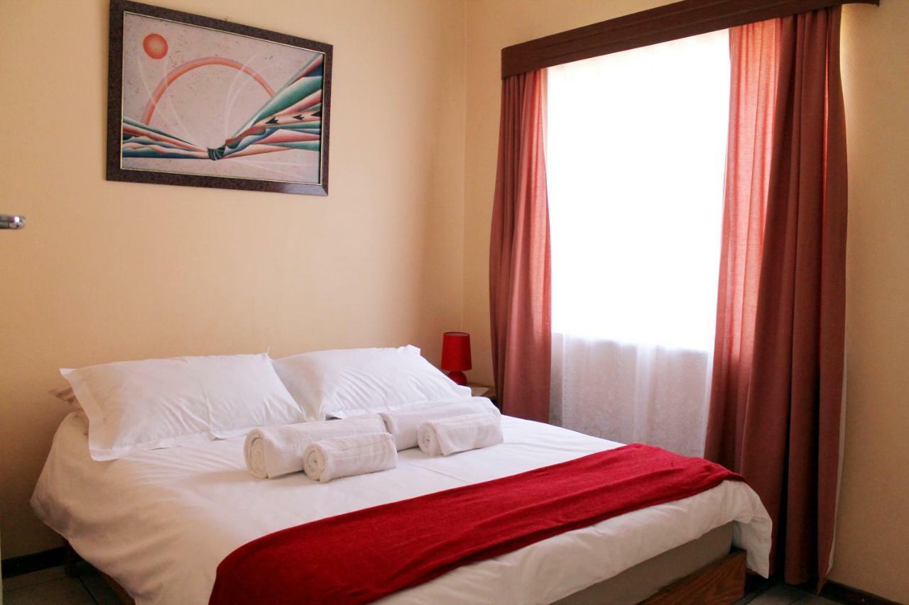 Xenia Bed & Breakfast Windhoek Eksteriør bilde